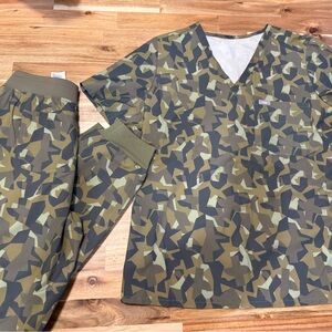 Figs Scrubs xxl top xl t pants